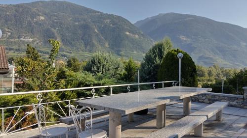 Corin-de-la-Crete Hotel | Residence la Rochelle