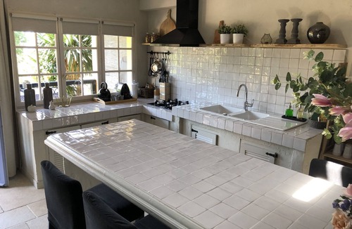 La Garde-Freinet Bed & Breakfast | Residence Le Mouron Rouge