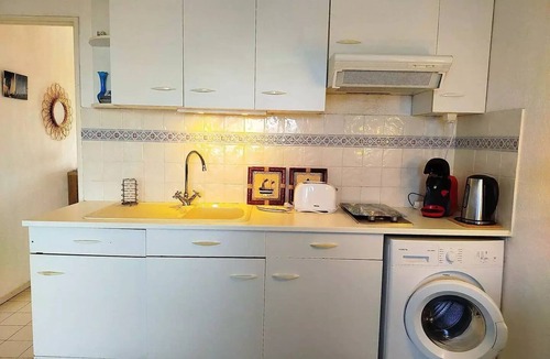 Saint-Cyprien Plage Apartment | Residence Le Tropique - Beachfront for this t2 in residence with pool -4TRO94