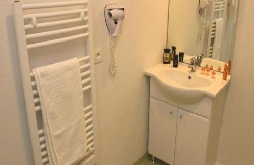 Grandcamp-Maisy Apartment | Residence Les Isles de Sola, Grandcamp, Studio