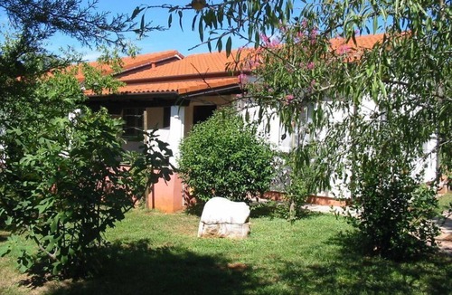 Vrvari House | Residence Lorena with saltwater pool and garden