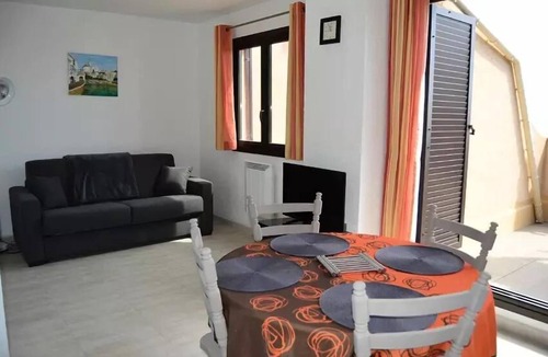 Port Leucate Apartment | Residence Maisons De La Mer 2 - Beautiful apartment with sea view for 4 people in Port Leucate. Ref: 1MM2 254
