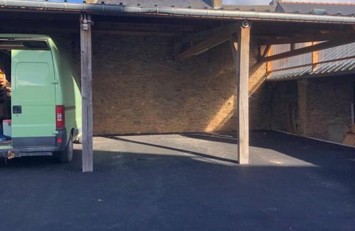 Saint-Malon-sur-Mel Apartment | Residence Merlin