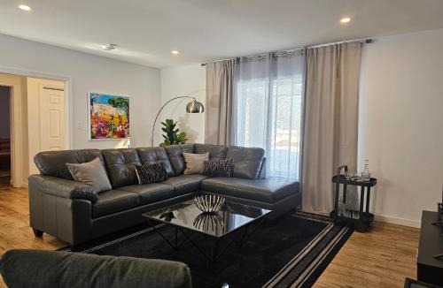 Ste Petronille Villa | Residence Orleans (inground pool)