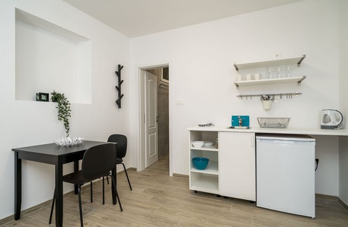 Cavtat Old Town Apartment | Residence & Pool Villa Schwarz Suites - Studio Apartment
