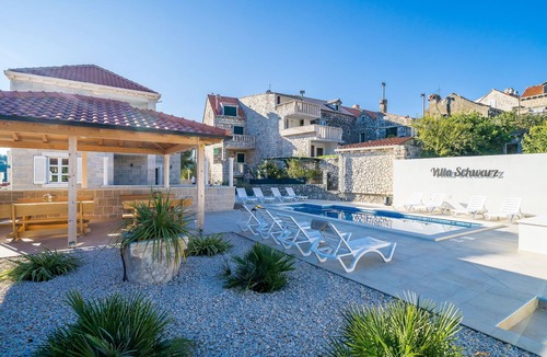 Cavtat Old Town Apartment | Residence & Pool Villa Schwarz Suites - Standard Studio Apartment