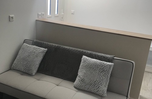 Tille House | residence romi entire accommodation 4 people