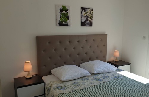 Labastide-de-Virac Cottage | RESIDENCE THE ACQUIRED PARADISE "COTTAGE SAPHIR