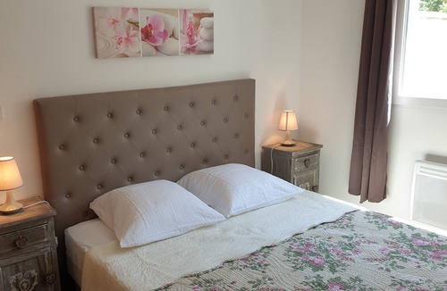 Labastide-de-Virac Cottage | RESIDENCE THE ACQUIRED PARADISE "GITE AGATE