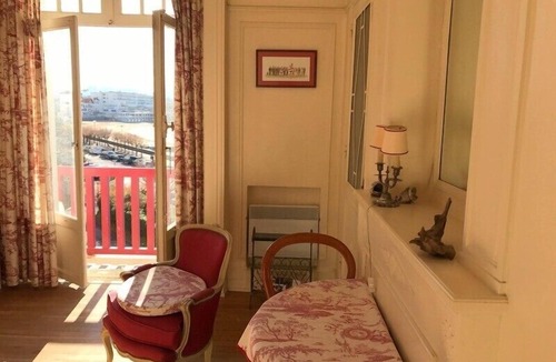 Saint-Jean-de-Luz Apartment | Résidence Thiers Golf 2 - Charming studio overlooking the bay