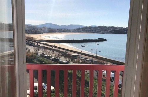 Saint-Jean-de-Luz Apartment | Résidence Thiers Golf 2 - Charming studio overlooking the bay