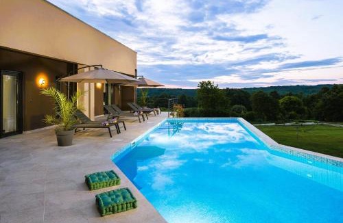 Katun Lindarski Villa | Residence Villa Manuela - Batlug