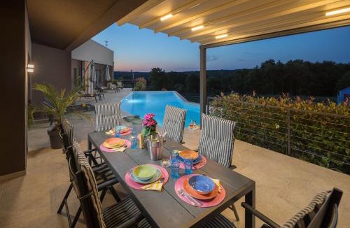 Katun Lindarski Villa | Residence Villa Manuela - Batlug