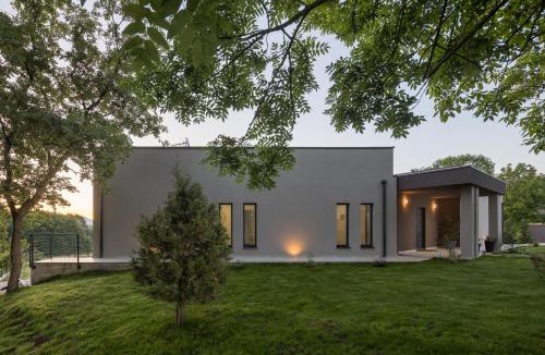 Katun Lindarski Villa | Residence Villa Manuela - Batlug