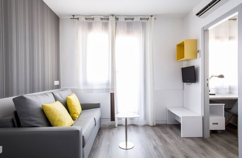 Sarria Hostel | Residencia Universitaria Resa Barcelona Diagonal - Campus Accomodation