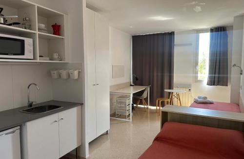 Terrassa Hostel | Residencia Universitaria Resa Francesc Giralt i Serrà