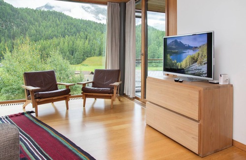 Celerina-Schlarigna Apartment | Residenz Cresta Kulm B26 by Interhome
