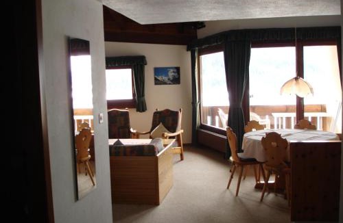 La Punt-Chamues-ch Apartment | Residenz La Mora