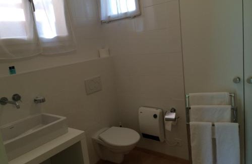 Porto Ronco Bed & Breakfast | Residenza Bettina BnB & Ferienwohnungen