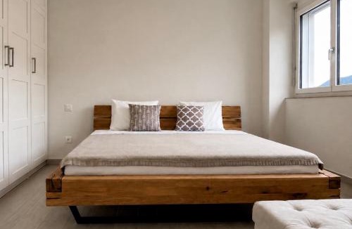 Camorino Apartment | Residenza La Svolta - Salt Pool & Private Garden