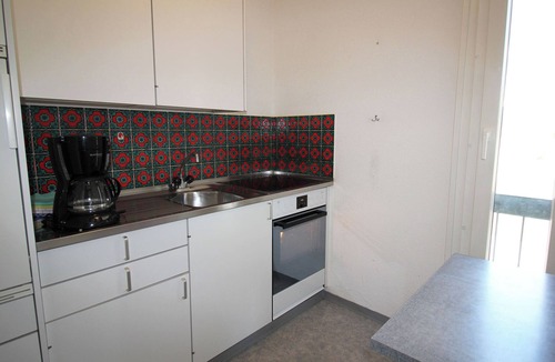 Sils-Maria Apartment | Residenza Lagrev - 1 1/2 room flat no. 107 - type 15B - 1st floor - south