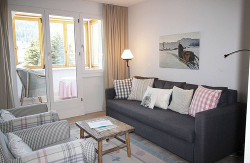 Sils-Maria Apartment | Residenza Lagrev - 2 1/2 room flat no. 126 - type 25A - 1st floor - south