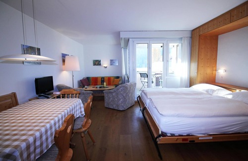 Sils-Maria Apartment | Residenza Lagrev - 2 1/2 room apartment no. 106 - type 25A - 1st floor - south