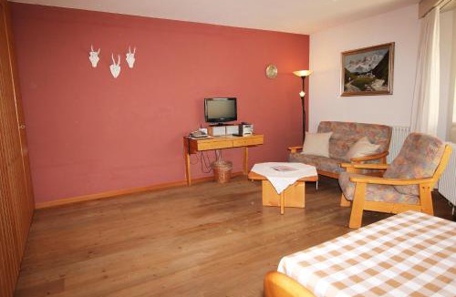 Sils-Maria Apartment | Residenza Lagrev 1 Zimmerwohnung Nr 103 - Typ 12B - 1 Etage - Süd