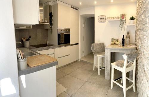 Arcegno Apartment | Residenza Tulipani