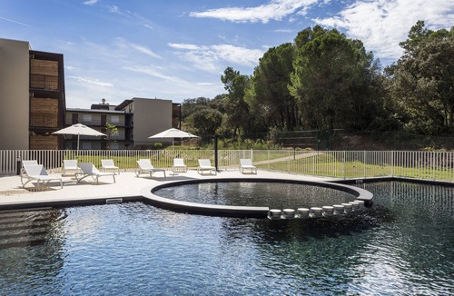 Remoulins Apartment | Residhotel – Résidence Pont du Gard