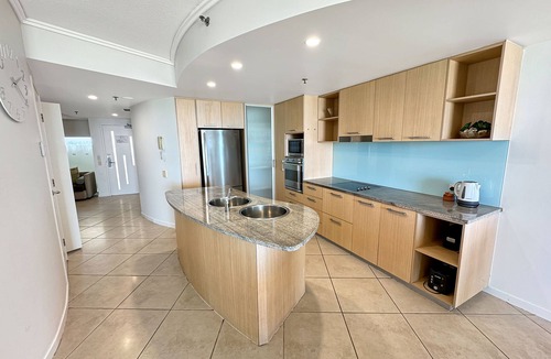 Maroochydore Apartment | Resort Apartment in Maroochydore
