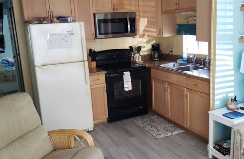 Nokomis Cottage | Resort Beach Home
