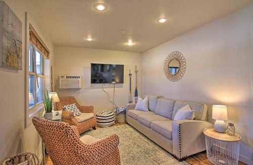 Lampe House | Resort Cabin w/Nearby Pool & Lake Access!
