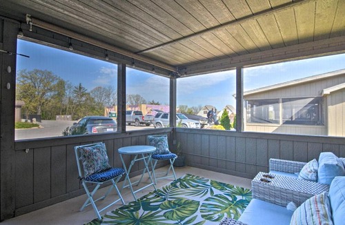 Lampe House | Resort Cabin w/Nearby Pool & Lake Access!