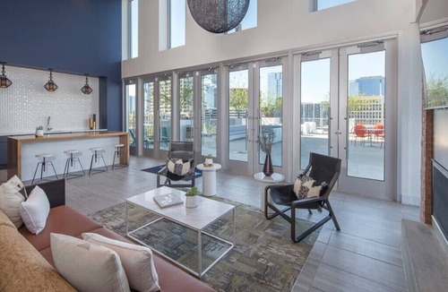 Waller Creek District Condo | Resort Condo near SXSW