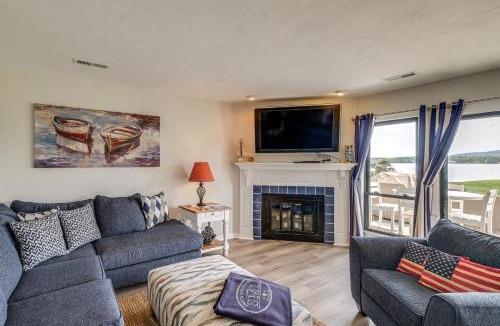 North Shore House | Resort Condo on Smith Mtn Lake: Linens Included!