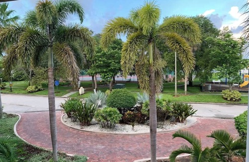 Ruskin Condo | Resort Condo, Private Beach, Balcony w/Water Views
