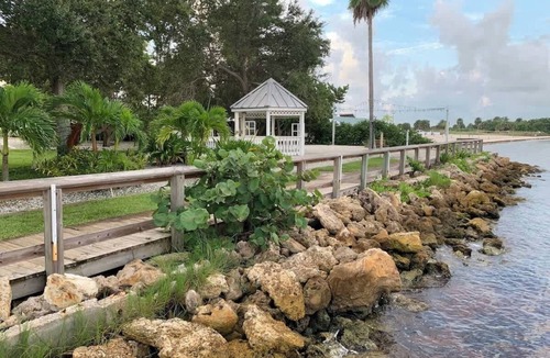 Ruskin Condo | Resort Condo, Private Beach, Balcony w/Water Views