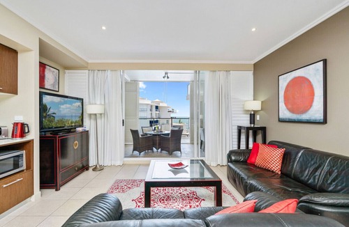 Urangan Apartment | Resort Escape - Views, Pool, Steps to Beach