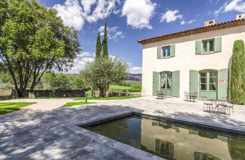 La Motte Apartment | Resort in Var with Golf & Wellness