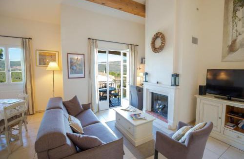 La Motte Apartment | Resort in Var with Golf & Wellness