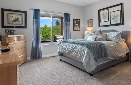 North Spearfish House | Resort like backyard