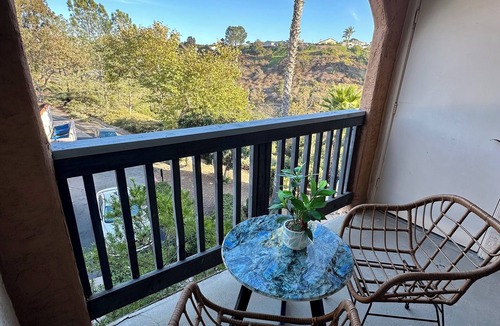 University City Condo | Resort-like Coastal Condo in UTC/La Jolla