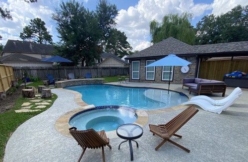 Barker House | Resort Like Place in Katy TX