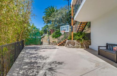 Middletown House | Resort Living: Hoops Outdoor Bar Views PoolSpa
