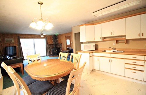 Falcon Lake Cabin | Resort Retreat at "All Decked Out"