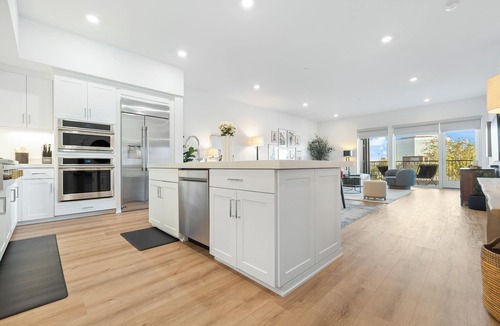 Airport Area Condo | Resort-Style 2BR Gem in Irvine: Corporate Luxury Awaits