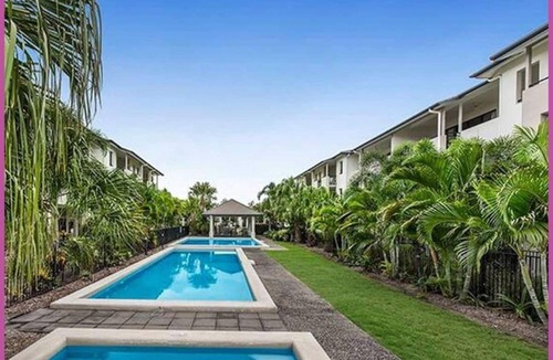 West End Apartment | Resort Style Apartment-3beds, 2bath, 3 Pools