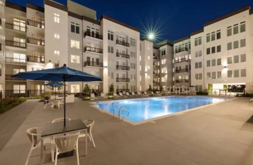 The Galleria Apartment | Resort Style apartments near Galleria