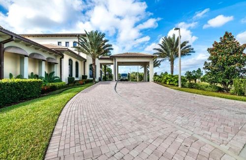Davenport House | Resort Style, close to Disney and other parks